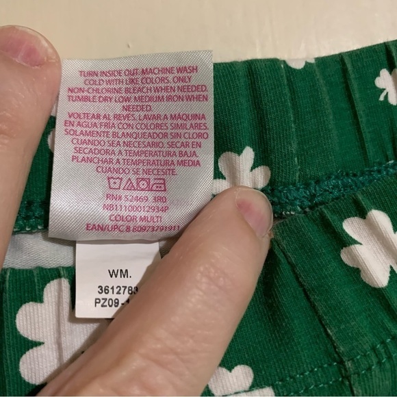 No Boundaries Green Shamrocks St. Patrick's Day Leggings. S/CH (3-5). - Picture 8 of 8